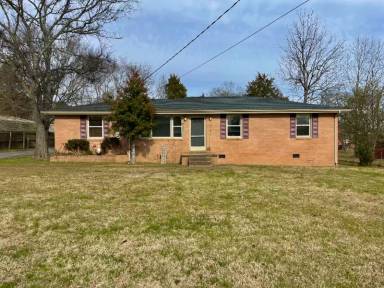 Main picture of 1605 Edgewood Dr