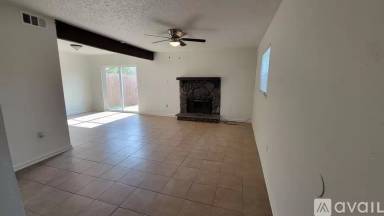 Main picture of 48 Carriage Ln
