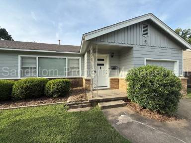 Main picture of 4624 E 24th Pl