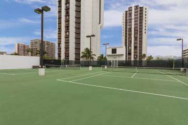 Main picture of Liliʻuokalani Gardens at Waikiki King Tower
