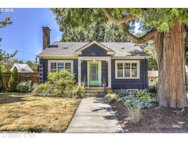 Main picture of 7407 N Williams Ave