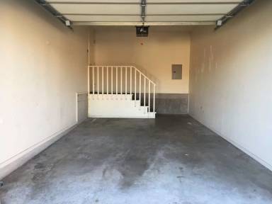 Main picture of 73 W 16th Pl
