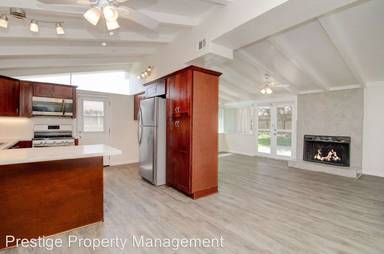 Main picture of 9862 Harriet Ln