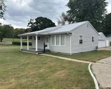 Main picture of 222 Crestview Dr