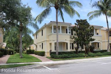 Main picture of 28576 Alessandria Cir