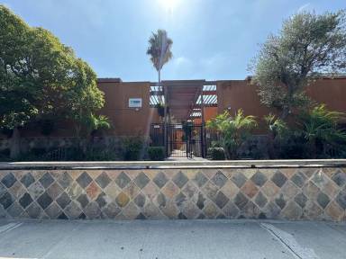 Main picture of 2312 W El Segundo Blvd