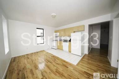 Main picture of 9 Thayer St