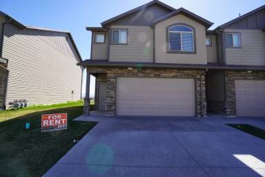 Main picture of 1125 W 2875 N