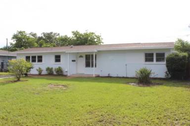 Main picture of 7061 17th St N
