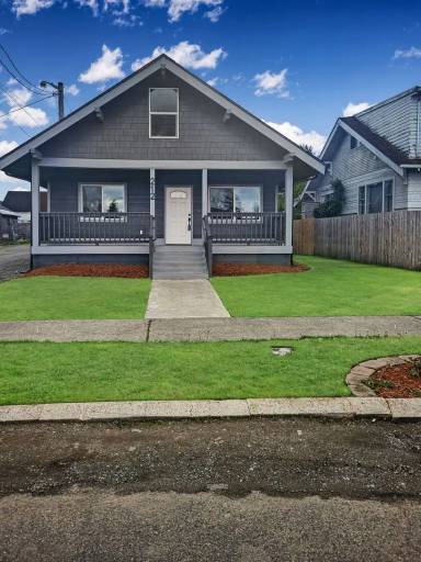 Main picture of 212 S 43rd St