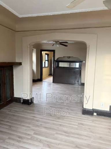 Main picture of 3839 N 24th Pl