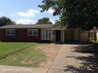 Main picture of 4821 52nd St