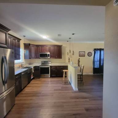 Main picture of 2025 Peach St