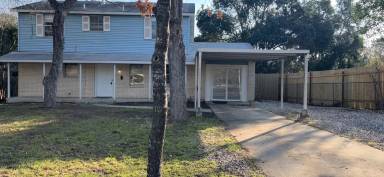 Main picture of 3211 Leewood Dr