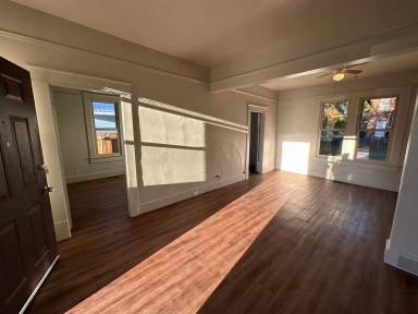 Main picture of 620 SW 1st St