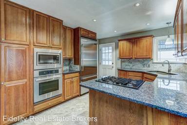 Main picture of 1723 NW 63rd St