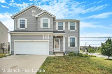 Main picture of 2402 Walnut Creek Dr