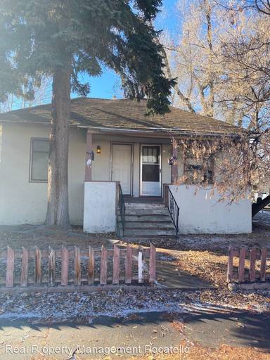 Main picture of 407 S Grant Ave