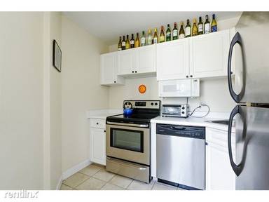 Main picture of 3660 N Lakefront Dr