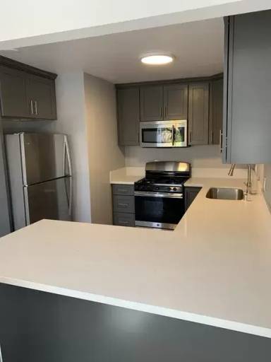 Main picture of 5914 Streamview Dr