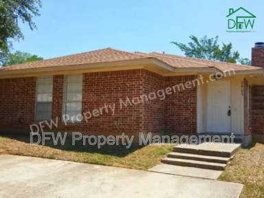 Main picture of 2507 Windy Pine Ln