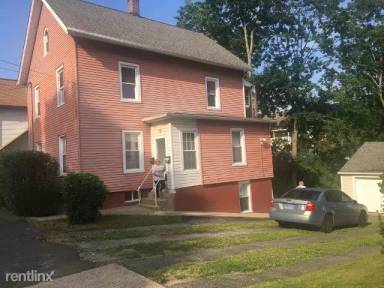 Main picture of 118 Beaver St