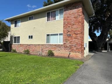 Main picture of 611 Bryan Ave