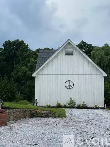 Main picture of 24 Morningside Dr S
