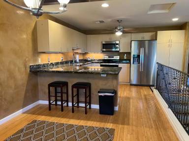 Main picture of 37 Polohina Ln