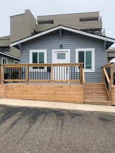 Main picture of 350 Hinds Ave