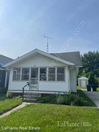 Main picture of 1845 Brussels St