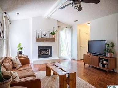 Main picture of 217 Albany Dr NE