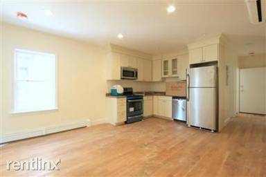 Main picture of 220 Massachusetts Ave