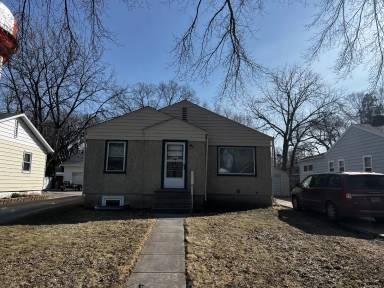 Main picture of 1417 11th St N