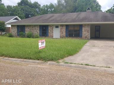 Main picture of 111 Briarwood Dr