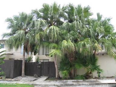 Main picture of 6517 SW 112th Pl