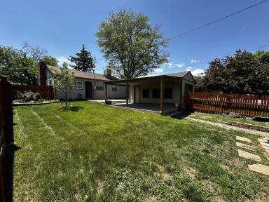 Main picture of 1395 W Center Ave