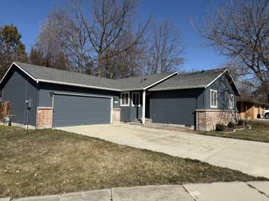 Main picture of 3675 N Collister Dr