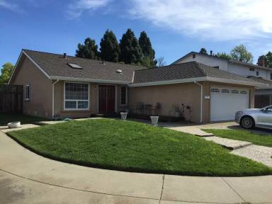 Main picture of 36987 Reynolds Dr