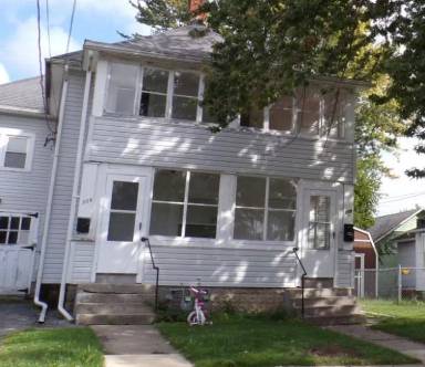 Main picture of 309 S Wood St