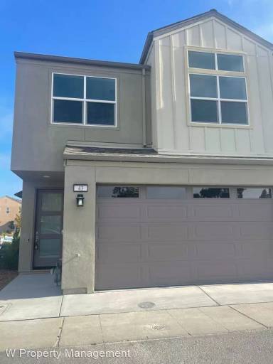 Main picture of 43 Myrsine Way