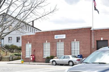 Main picture of 394 Washington Ave