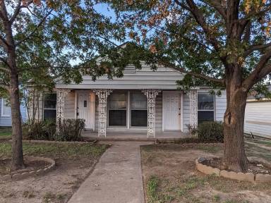 Main picture of 3127 Ouida Ave