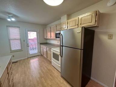 Main picture of 1331 E Parkway Dr