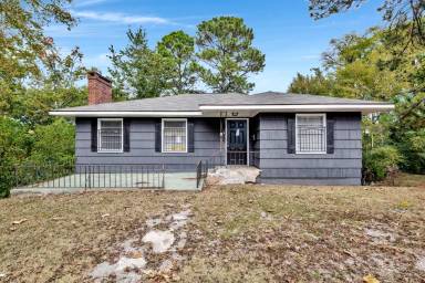 Main picture of 4300 8th Ave