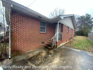 Main picture of 14 Burnett Ferry Rd SW