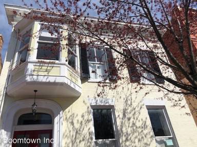 Main picture of 9 W 3rd St