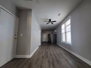 Main picture of 7632 S Drexel Ave