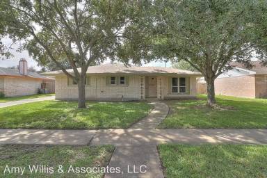 Main picture of 4621 Sheffield Ln
