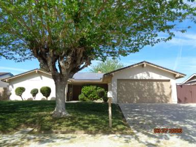 Main picture of 44141 Galion Ave